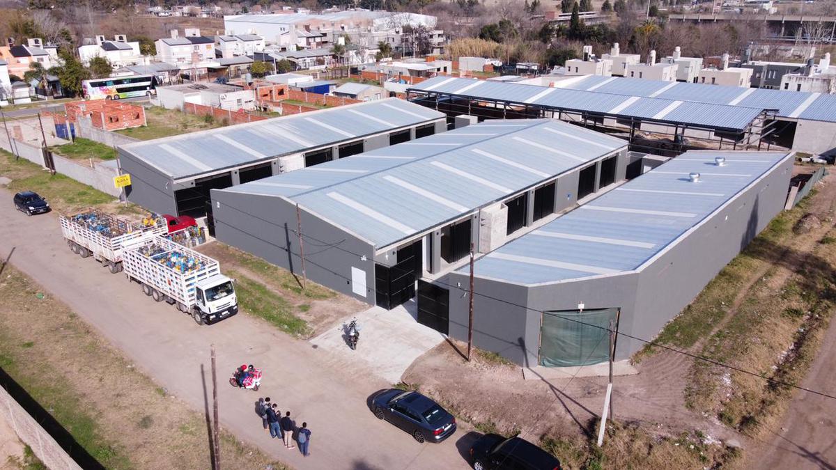 Alquiler deposito fisherton tierra nueva