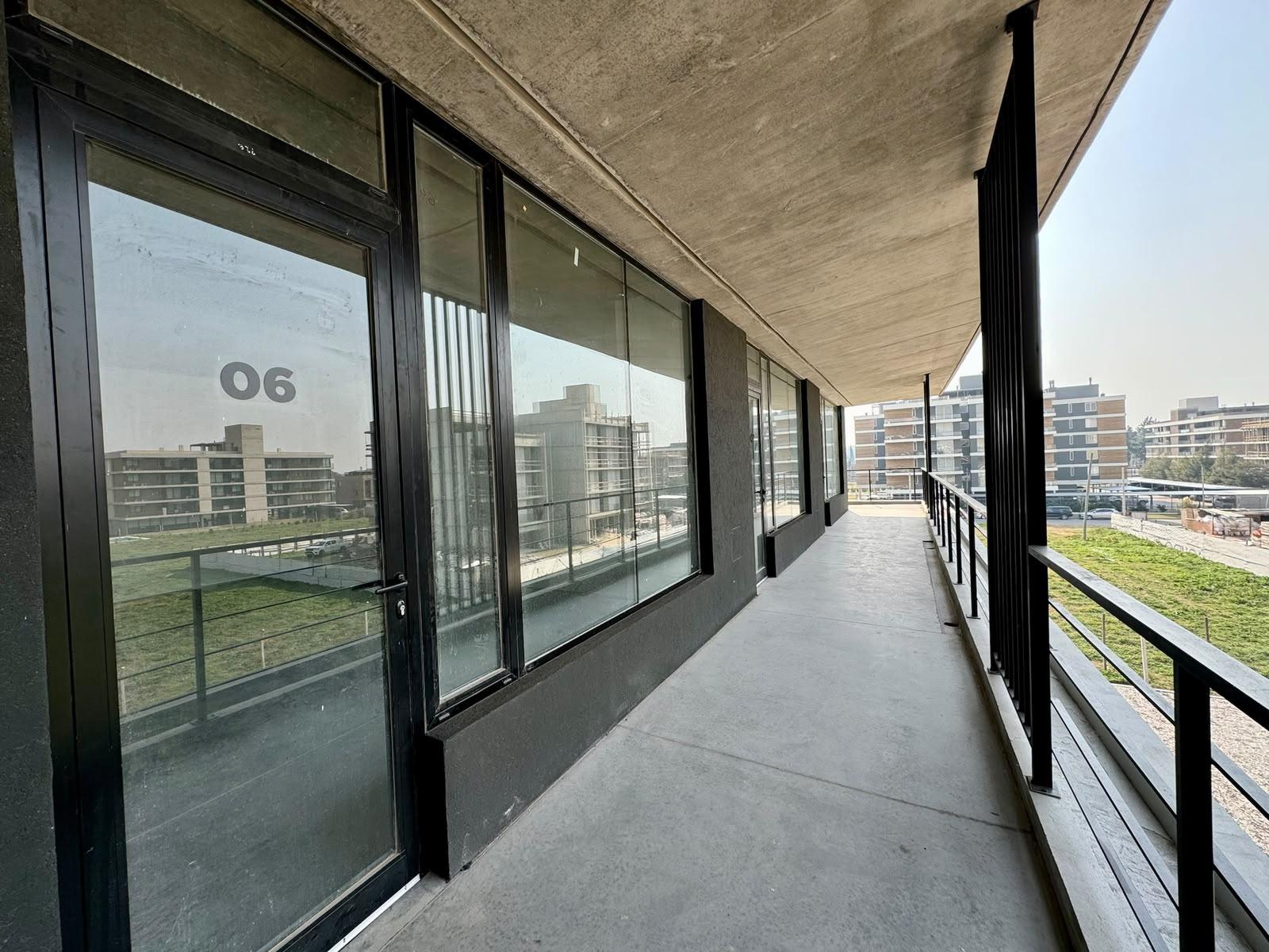 venta oficinas fisherton tierra nueva