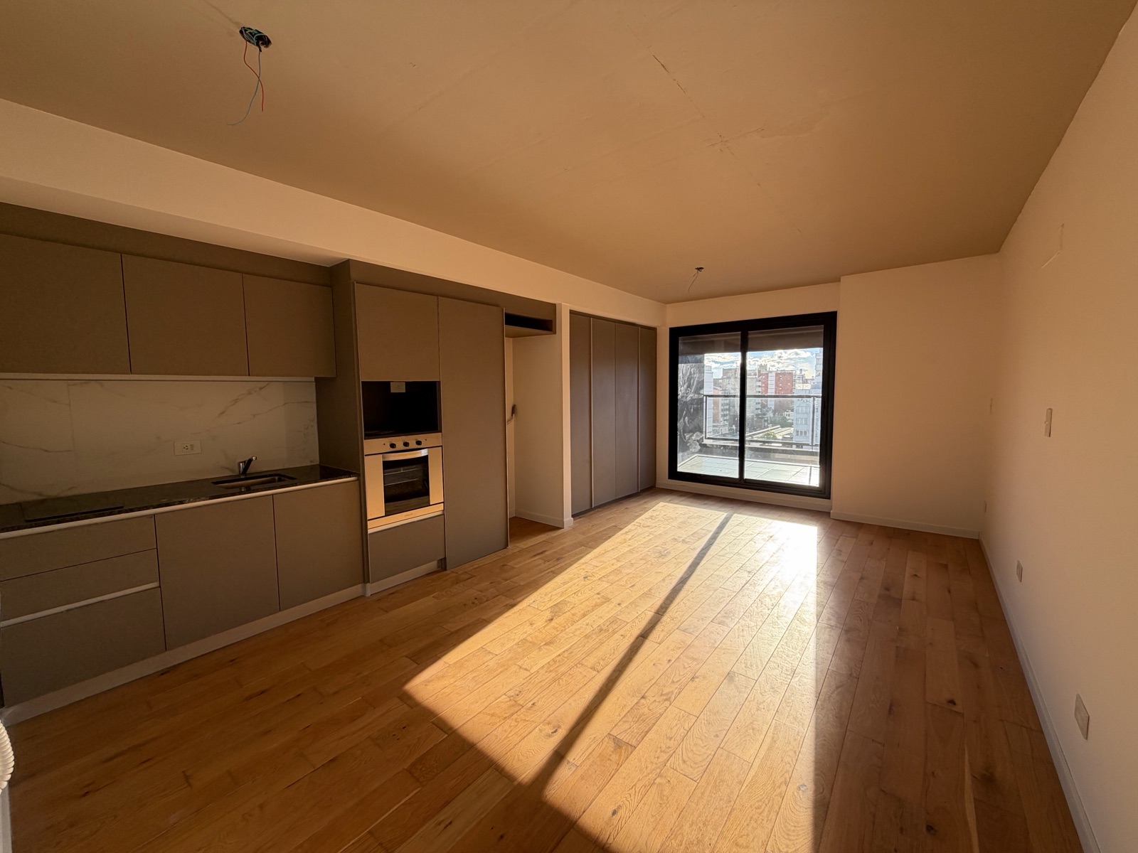 Venta monoambiente terraza balcon estrenar centro
