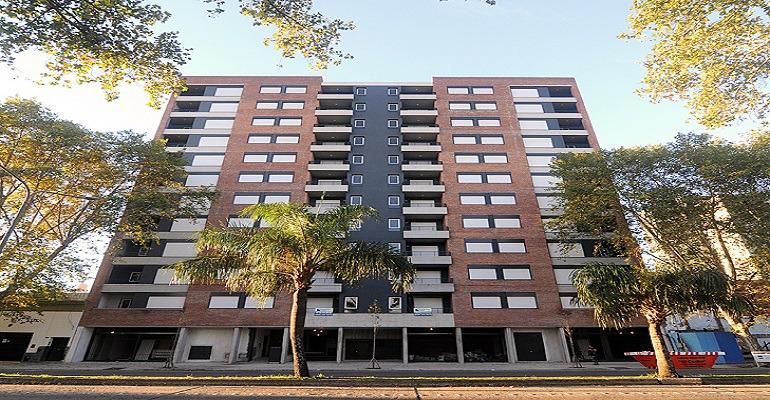 Venta cochera república de la sexta