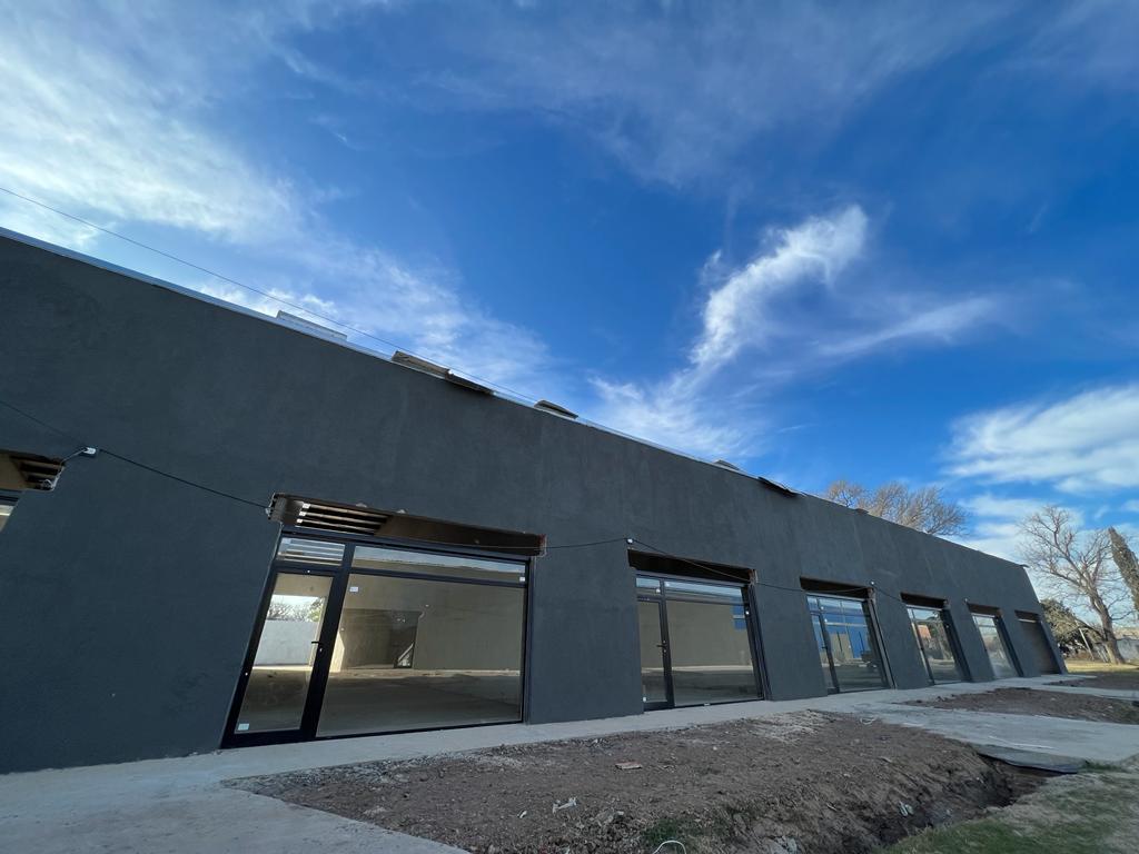 alquiler galpon deposito comercial fisherton tierra nueva