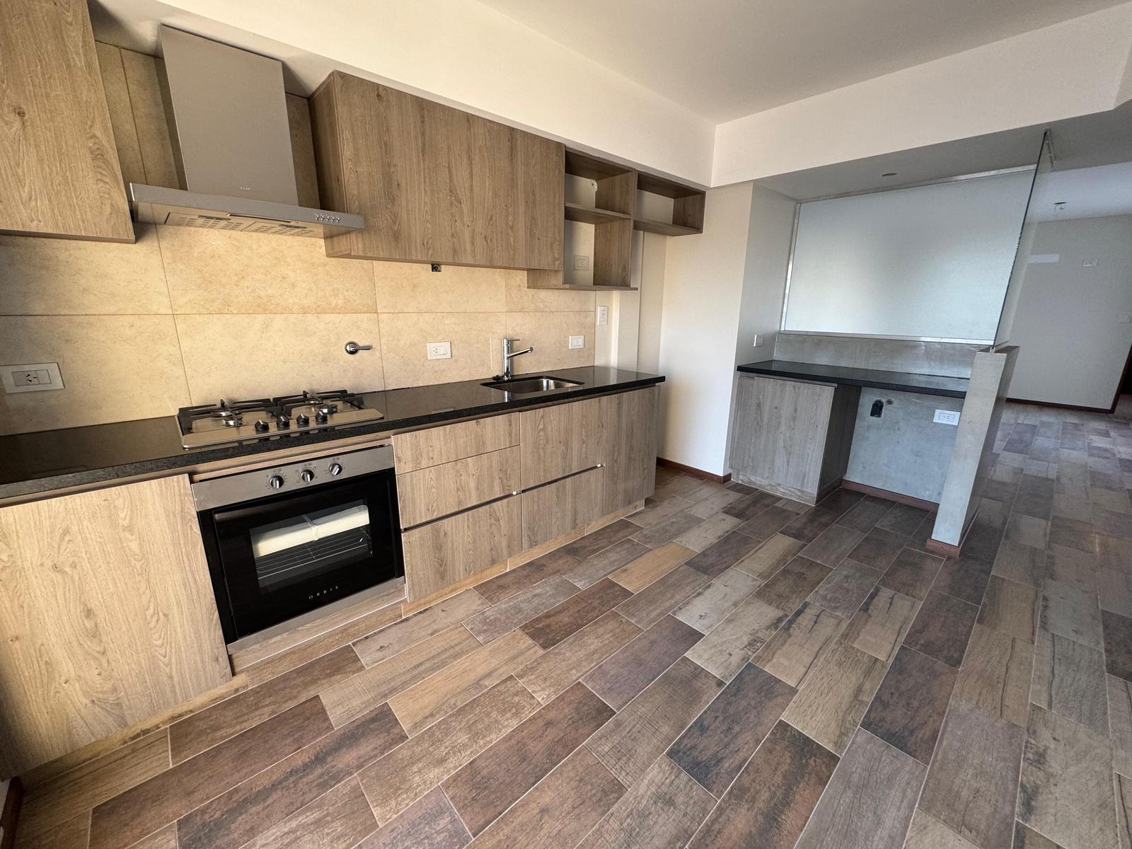 venta departamento amplio dos dormitorios barrio refineria cochera