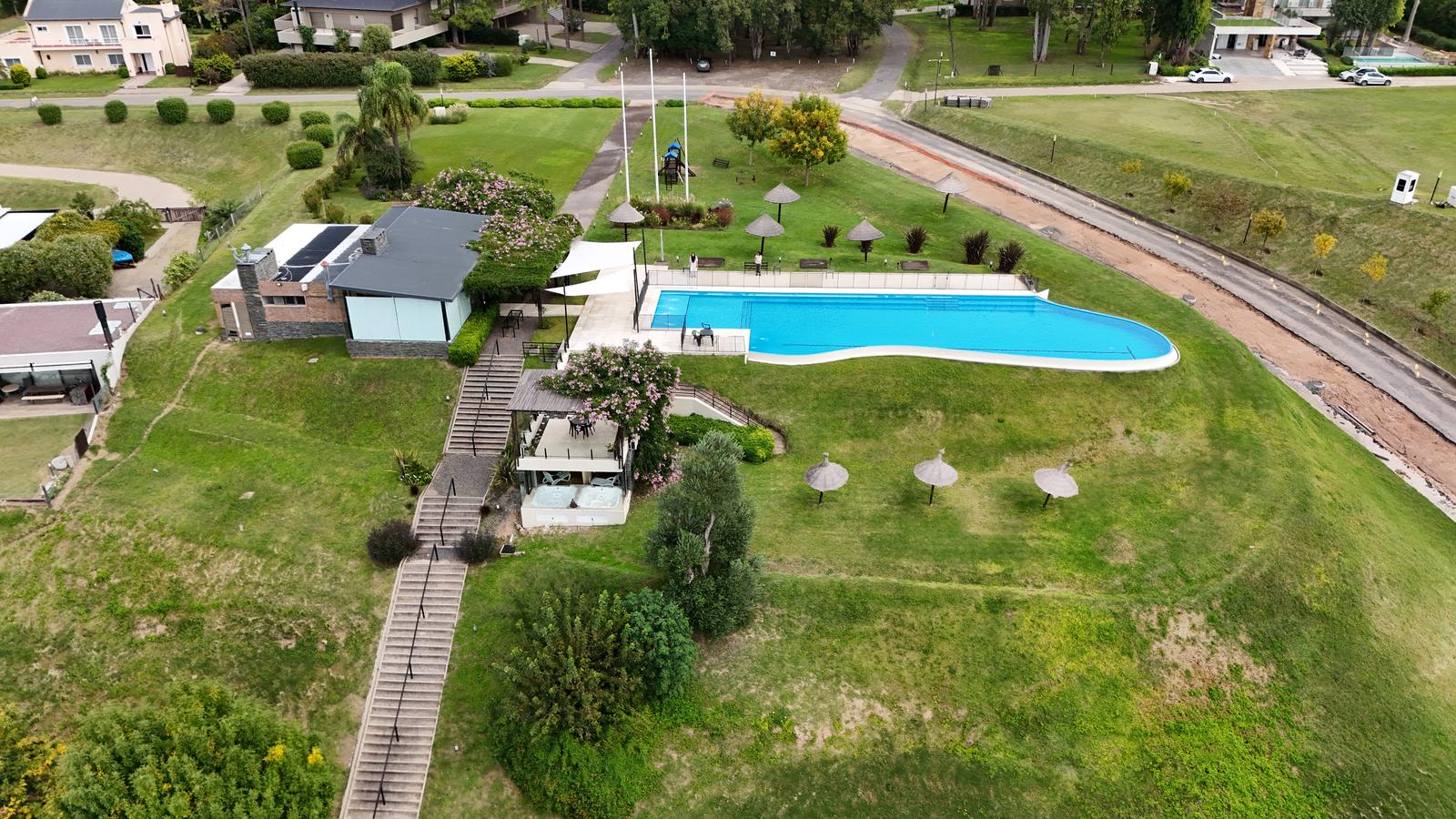 Venta terreno barrio cerrado puerto paraíso a metros del rio