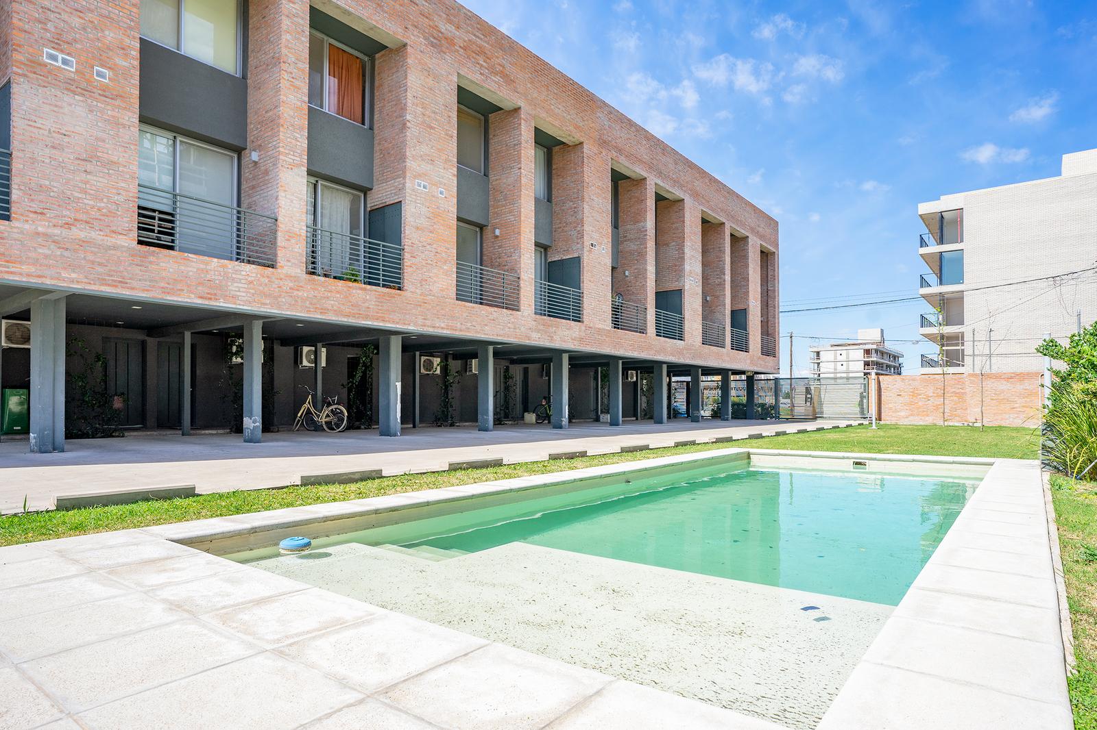 Alquiler duplex dos dormitorios terraza parrillero cochera