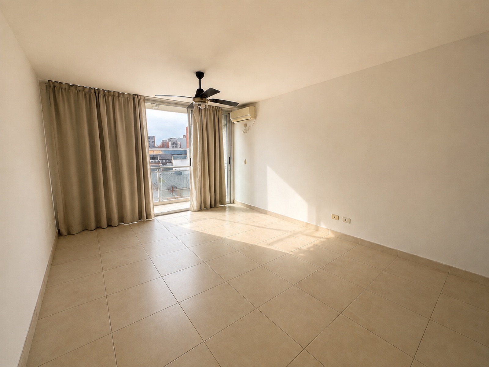venta monoambiente lourdes